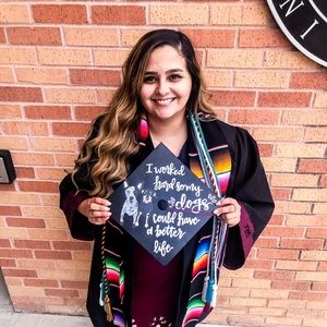 Meet your Posher, Ashley